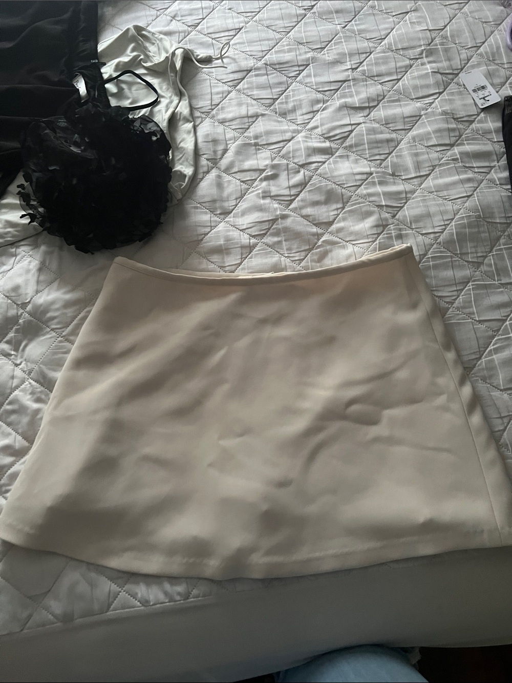 Gianni Bini Cream A-Line Mini Skort